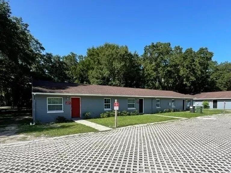 Foto del edificio - 1015 Beecher St