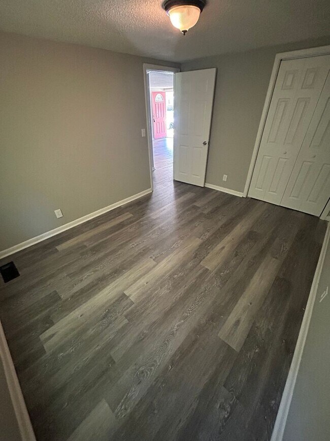 Foto del edificio - Carrollton City Apartment Coming Soon!