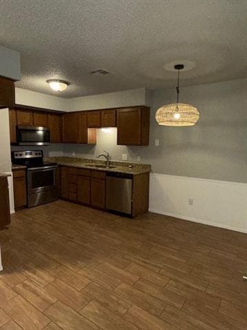 Building Photo - 912 Meadowbrook Dr