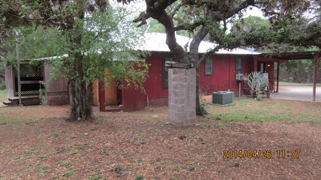 Building Photo - 1016 Real Ln