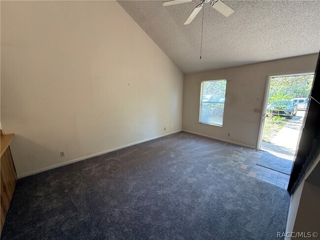 Building Photo - 2316 Colby St