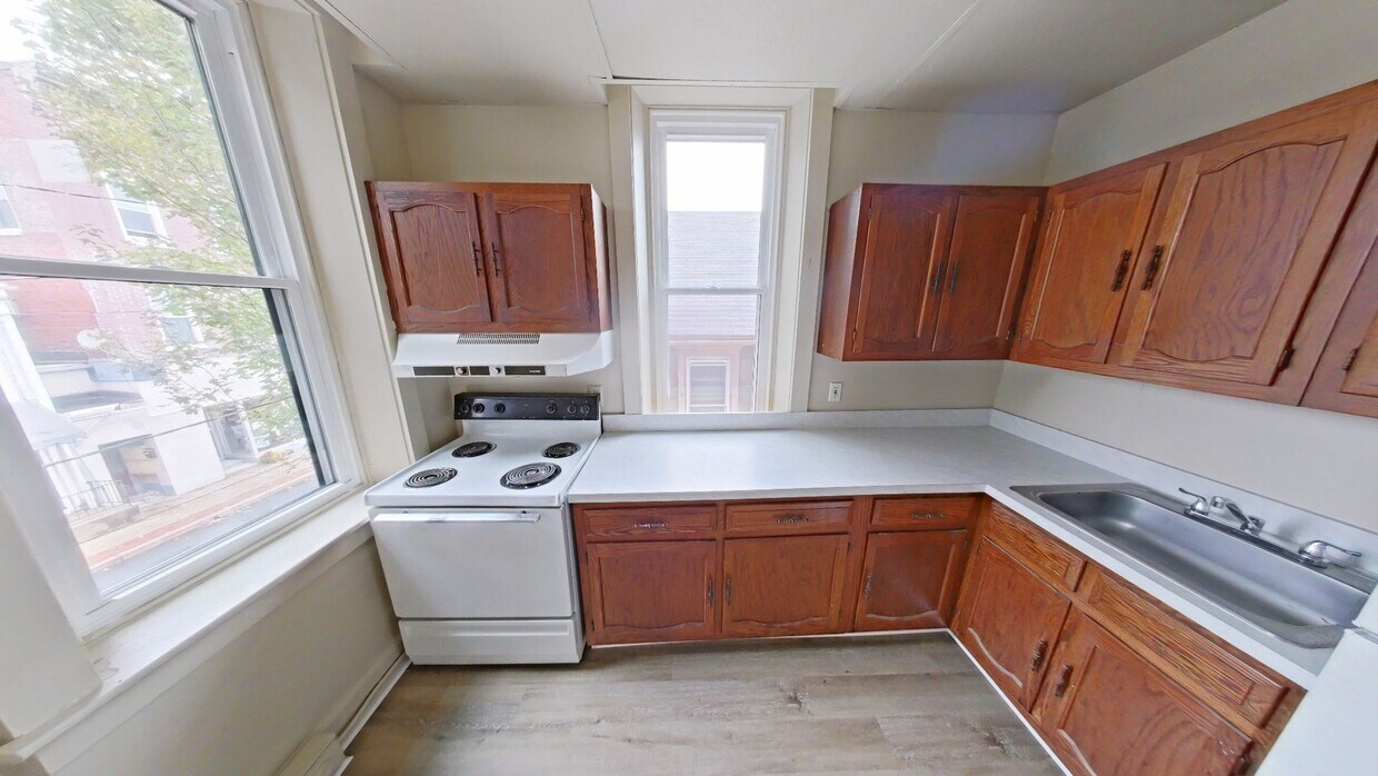 1 S Market St Unit 6 E High Street Apt. 202, Elizabethtown, PA 17022