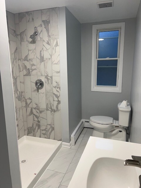 Bathroom - 1018 Lathrop Ave