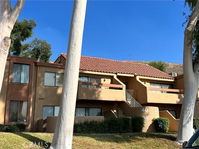 Primary Photo - 1400 W Edgehill Rd