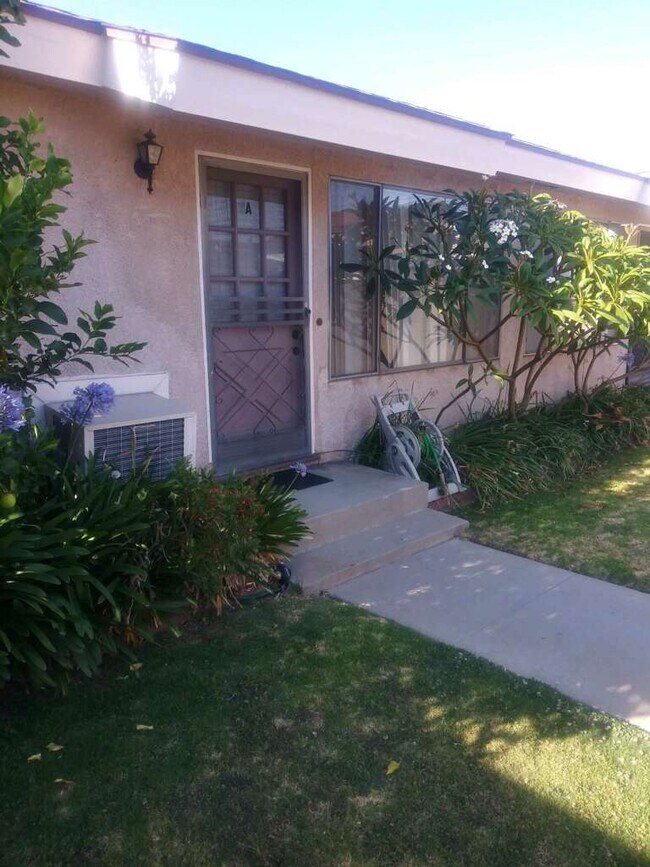 Front porch - 2126 Orange Grove Ave