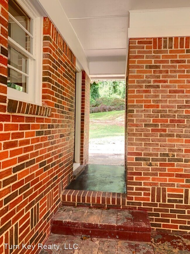 Foto del edificio - 3 br, 2 bath House - 430 E Ventura Drive