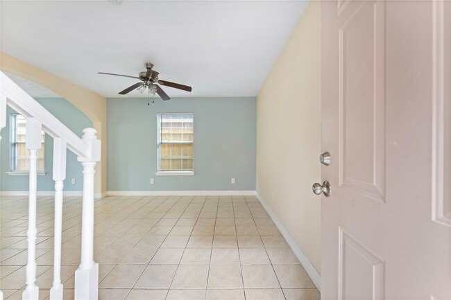 Building Photo - 11510 Palmsprings Dr
