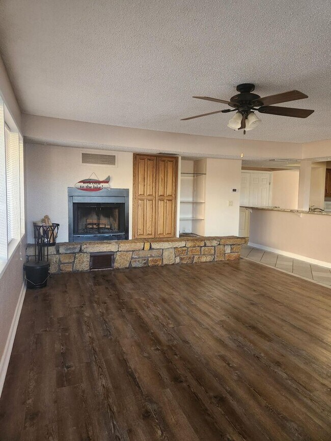 Foto del edificio - Pier West Condo