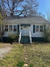 Building Photo - 120 Tyler Ct