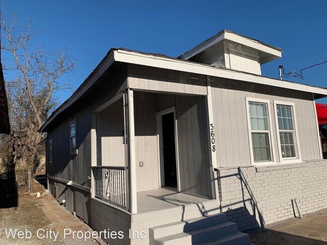 Building Photo - 3 br, 2 bath House - 3608 Holmes St