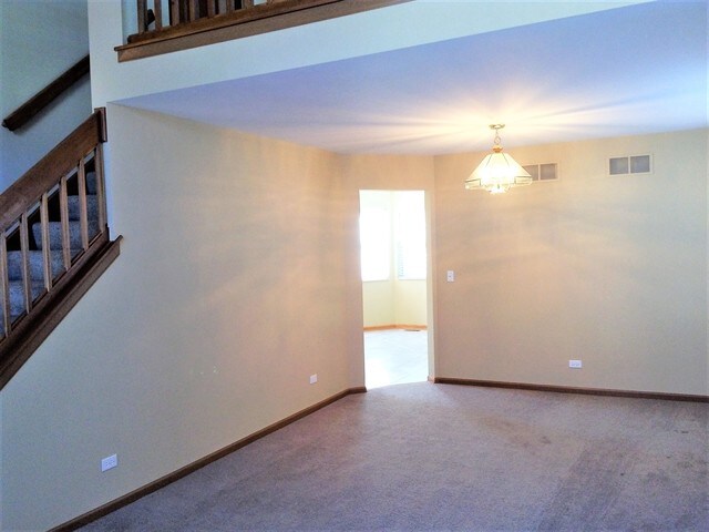 Building Photo - 301 Vana Drive