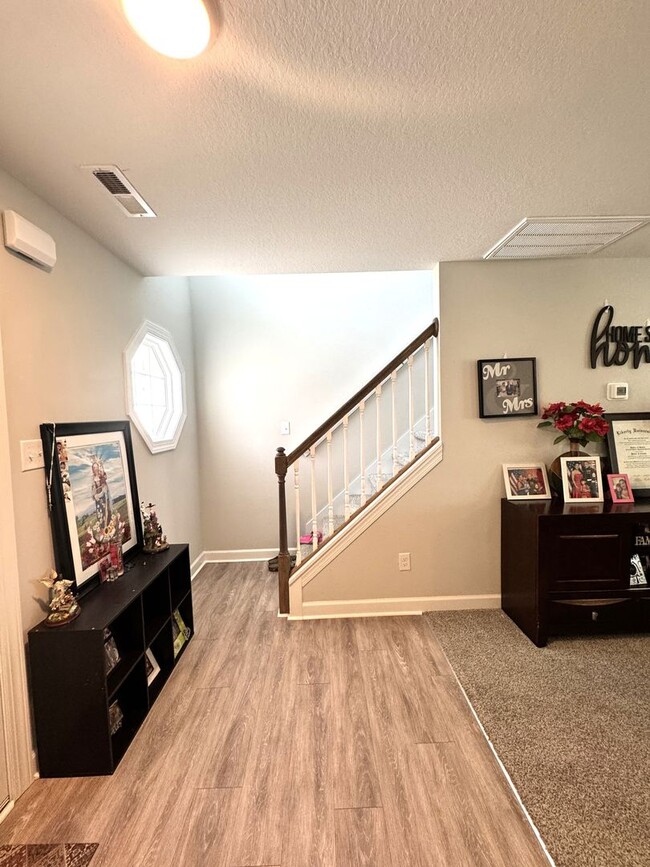 Building Photo - Beautiful Home! Convenient to Camp Lejeune!