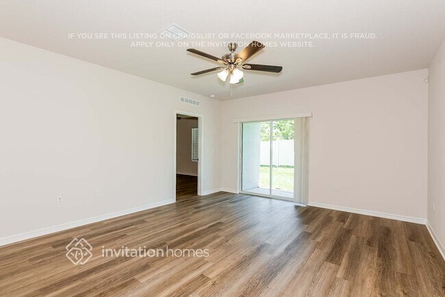 Building Photo - 7993 Majestic Palms Ct