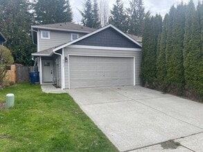 Building Photo - 9617 16th Dr W