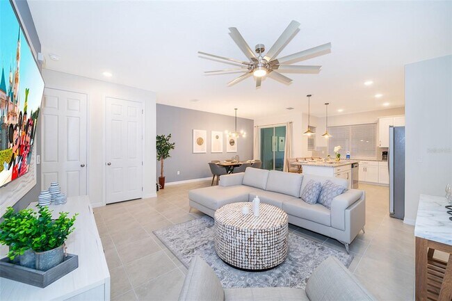 Foto del edificio - 1852 Tropical Palms Cir