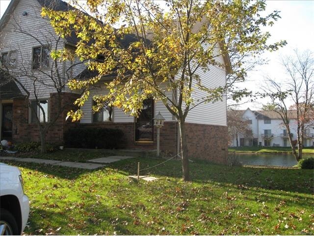 Building Photo - 7300 Bluewater Dr