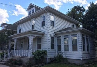 Building Photo - 12 S Royal St
