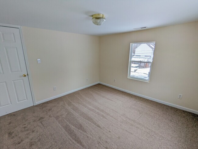 Foto del edificio - 547 Haller St