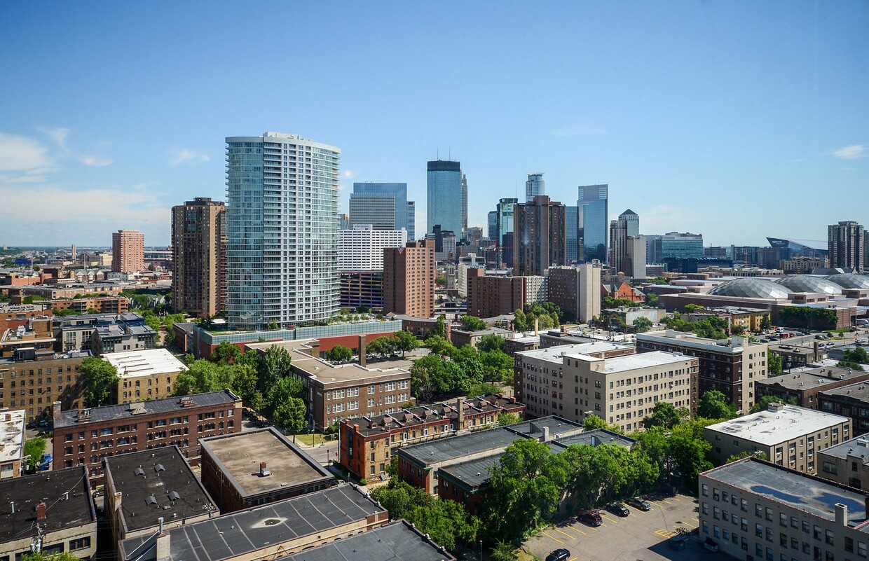 215 Oak Grove - Apartments in Minneapolis, MN | Apartments.com