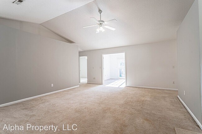 Foto del edificio - 3 br, 2 bath House - 4 Landing Ln