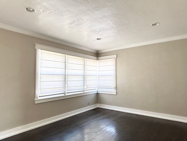 Foto del edificio - Gorgeous Sugarhouse Remodel!