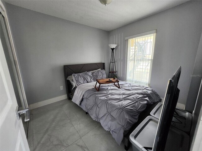 Building Photo - 8809 Grand Palms Cir