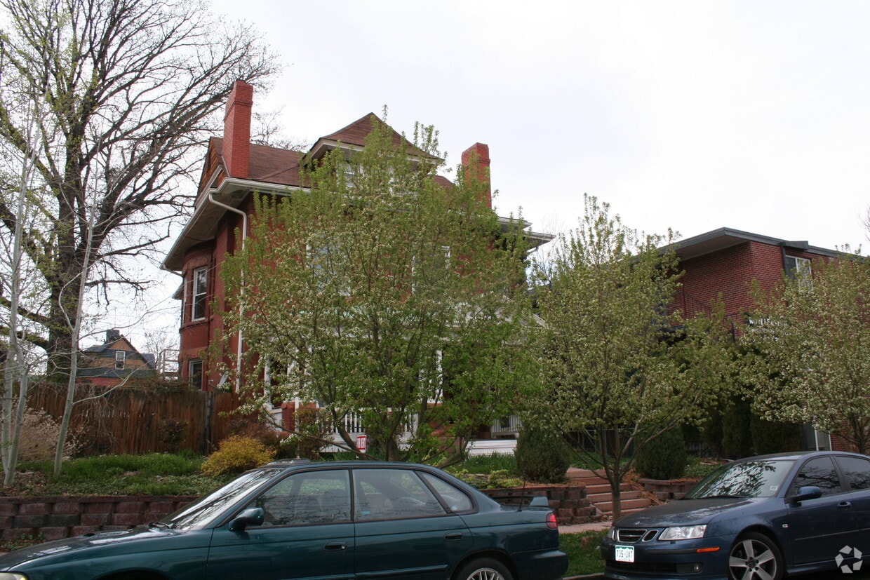 Building Photo - 1421 Clayton St
