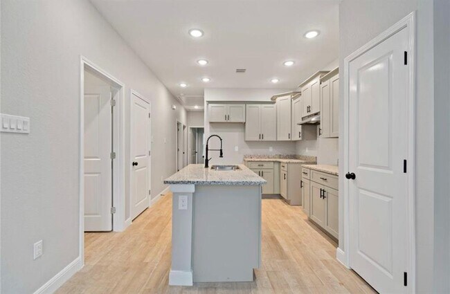 Foto del edificio - 4434 Davenport St