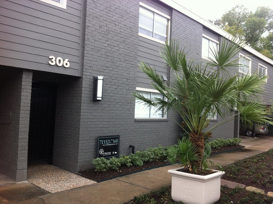Primary Photo - 306 Stratford St