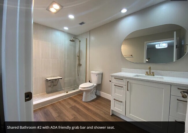 Foto del edificio - 6145 Mary Lynn Ct