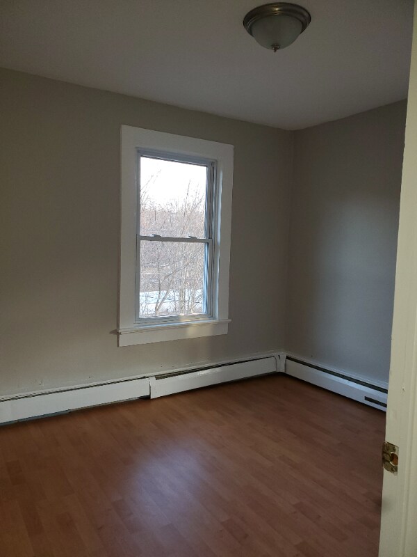 Building Photo - 21 Cottage St