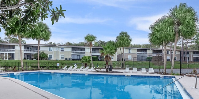 Building Photo - Amelia at Deerwood