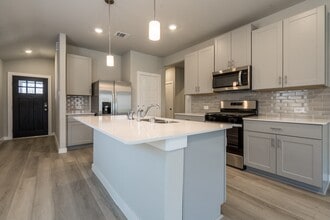 Building Photo - 18615 Century Pne Ln