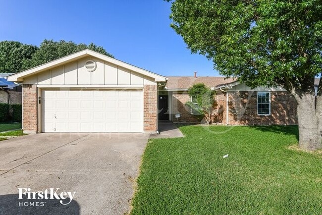 Building Photo - 3513 Hummingbird Dr