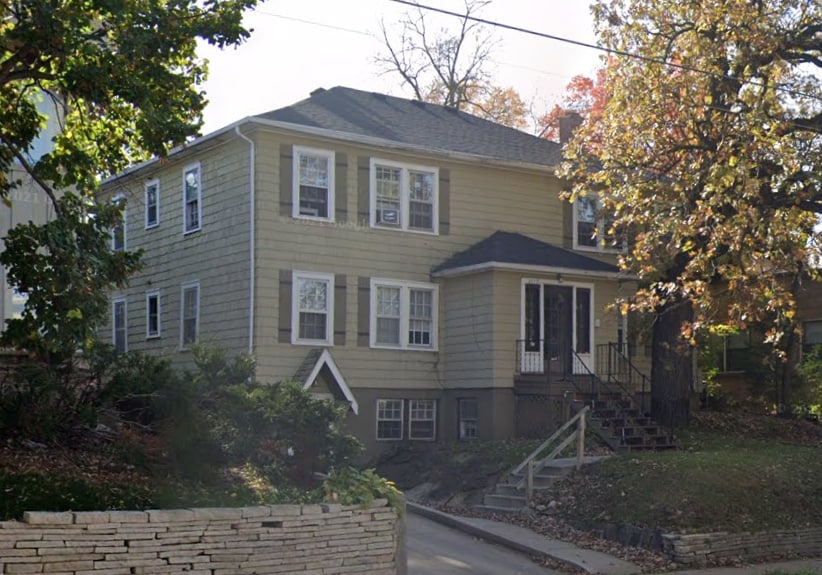 Primary Photo - 2125 University Ave