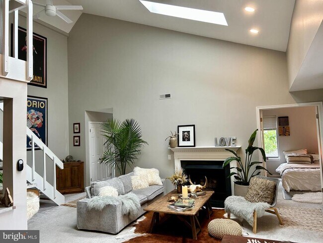 Foto del edificio - 1709 Mountainview Dr