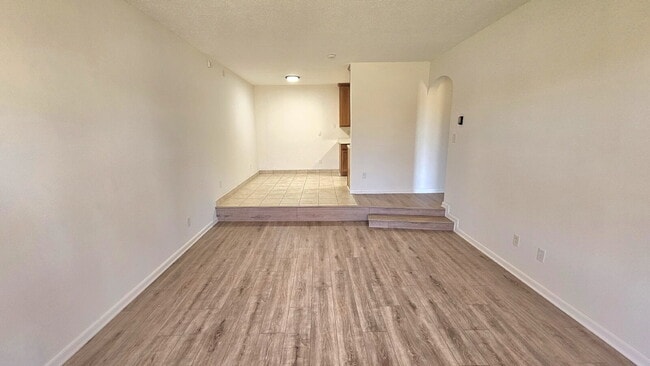 Foto del edificio - "Chic Urban Living: Cozy 1-Bedroom Condo in Prime Minneapolis Location!"