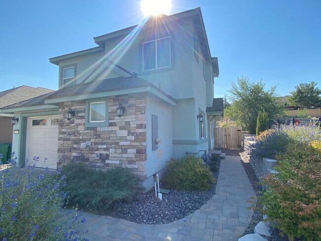 Building Photo - Two Story NW Reno House - 1 Cat Friendly