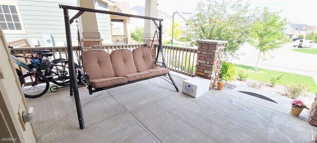 Building Photo - 3 br, 3.5 bath House - 15674 East Otero Ci...