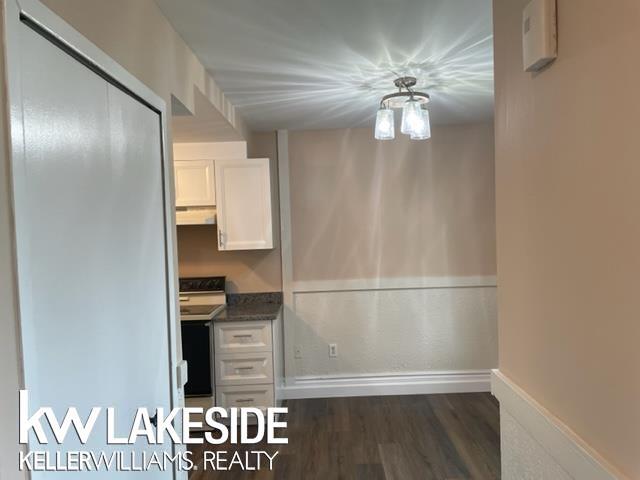 Foto del edificio - 16884 Kingsbrooke Dr