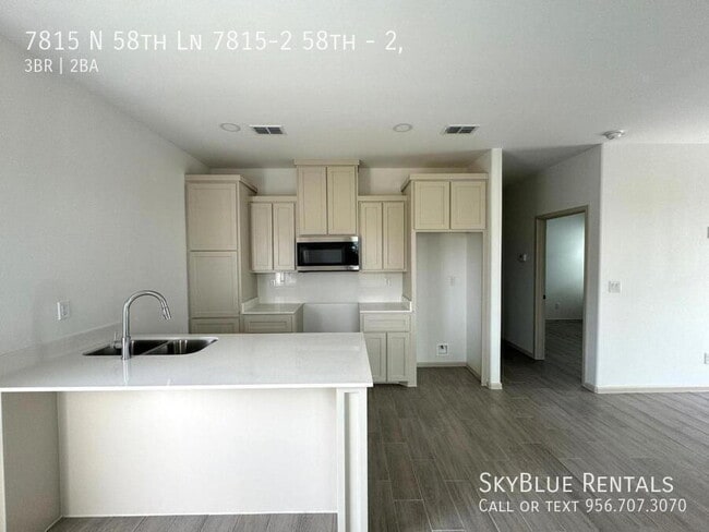 Building Photo - 7815 N 58th Ln