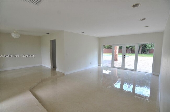 Building Photo - 10820 SW 126th St