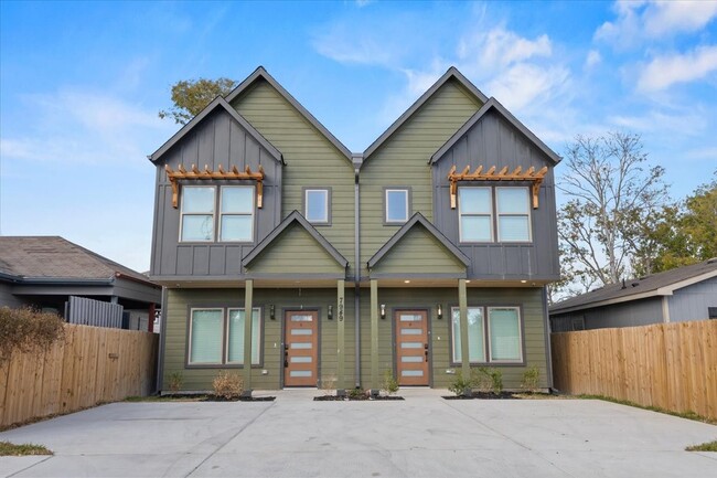 Building Photo - 7949 Attwater St