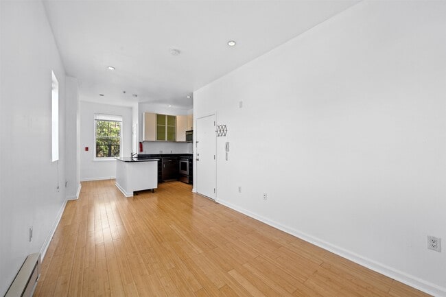 Foto del edificio - 88 Brunswick St