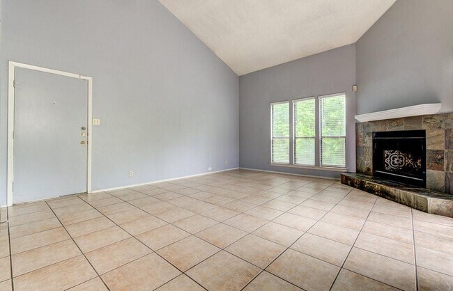 Building Photo - 3560 Ranch to Market 2222
