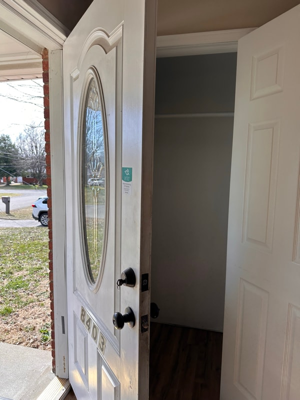 Photo - 8403 Robin Hill Dr (Louisville, KY)