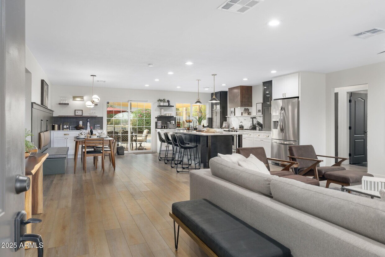 Foto principal - 5142 E Nisbet Rd
