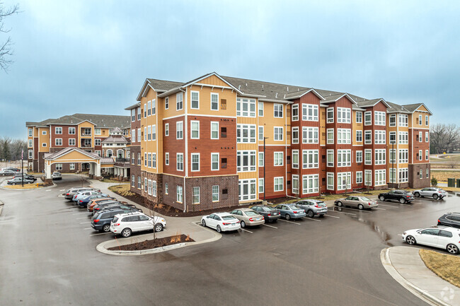 Building Photo - New Perspective Arden Hills