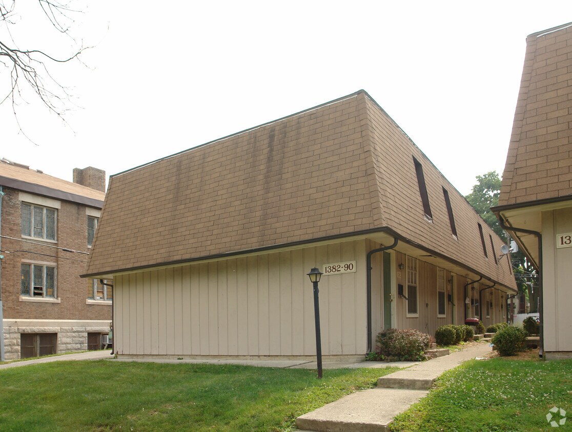 Building Photo - 1382-1390 Forsythe Ave