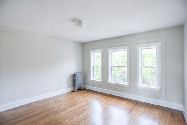 Foto del edificio - 2659 N Spaulding Ave